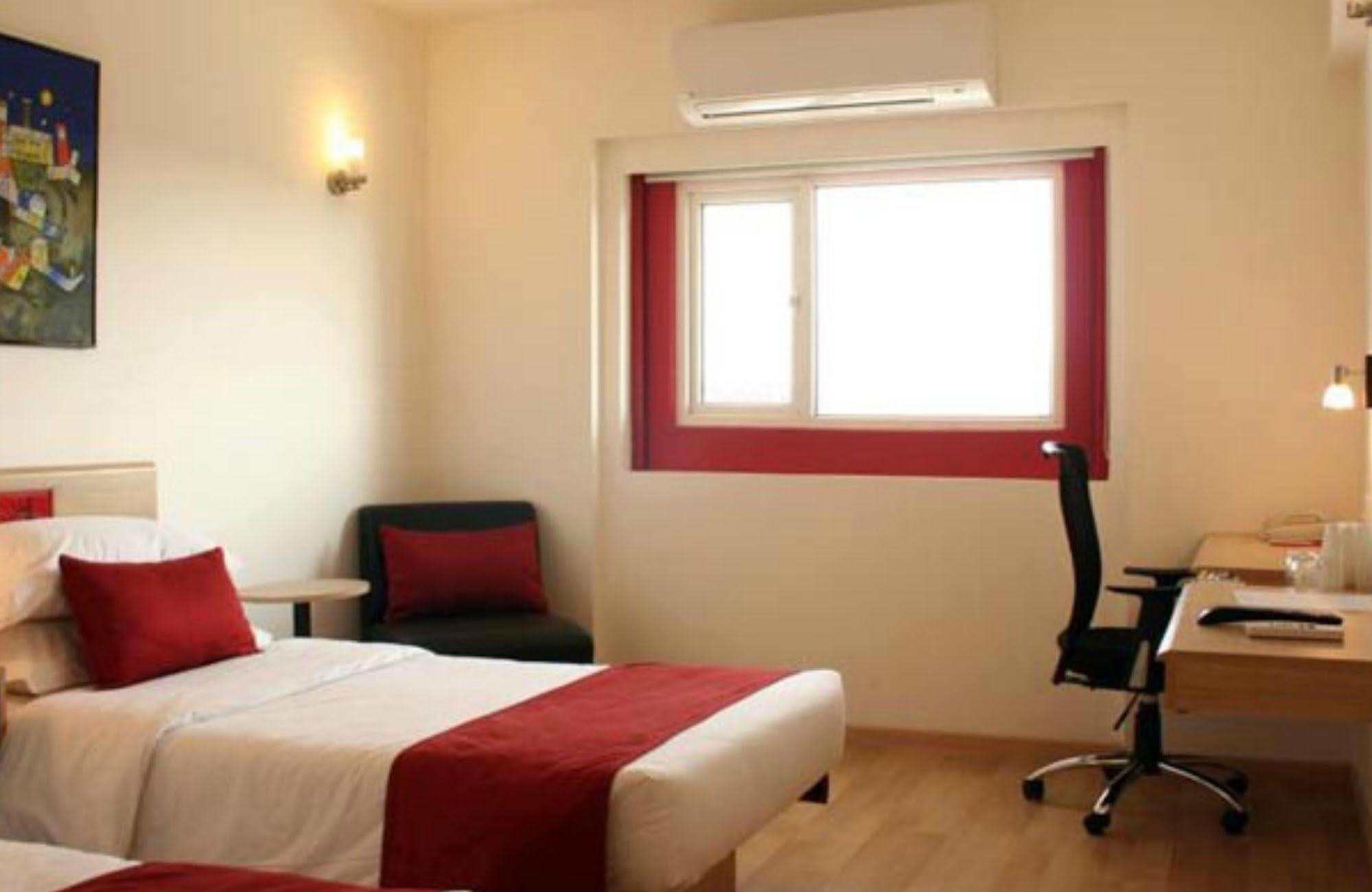 Red Fox By Lemon Tree Hotels, Delhi Airport Νέο Δελχί Εξωτερικό φωτογραφία